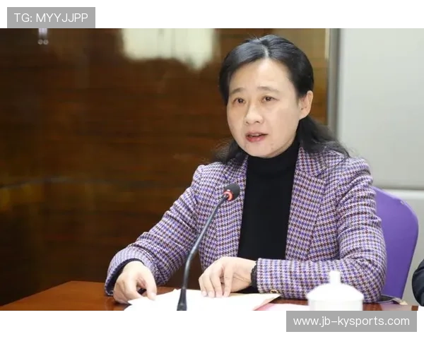 琑队如何完善青训导师的持续培训机制，指导培训青年教师方案